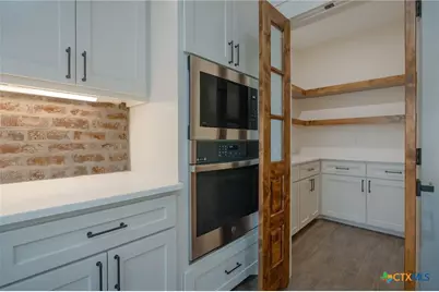 11067 Eagle Walk Boulevard, Salado, TX 76571 - Photo 13