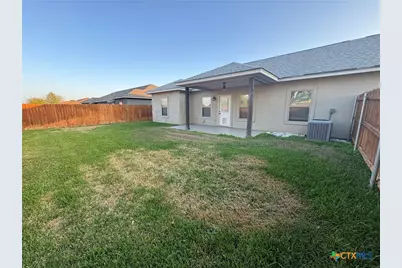 168 Navarro Crossing, Seguin, TX 78155 - Photo 11