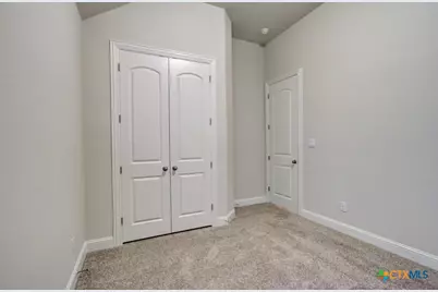 2031 Stephanie Avenue, New Braunfels, TX 78132 - Photo 13