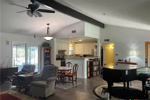 1710 Rosewood St, Seguin, TX 78155 - Photo 7