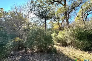 506 Tahitian Dr, Bastrop, TX 78602 - Photo 1