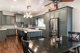 201 N Victoria St, Victoria, TX 77901 - Photo 7