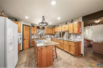 26371 Dull Knife Trail, San Antonio, TX 78255 - Photo 9