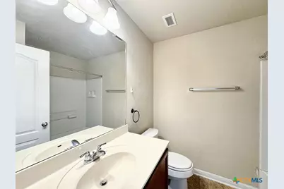 338 Trestle Tree #AB, San Marcos, TX 78666 - Photo 5