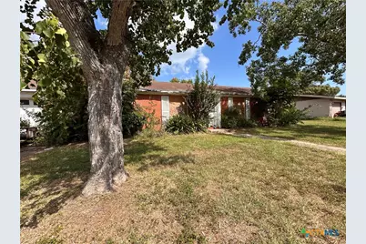 210 Travis Street, Port Lavaca, TX 77979 - Photo 1