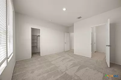 308 Bedford Falls Lane, Jarrell, TX 76537 - Photo 23