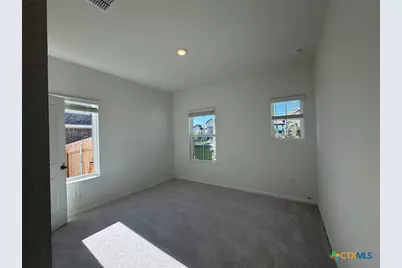 3725 Pin Oak Hills, Seguin, TX 78155 - Photo 9