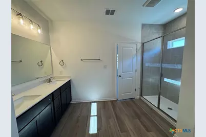 3725 Pin Oak Hills, Seguin, TX 78155 - Photo 7