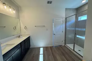 3725 Pin Oak Hls, Seguin, TX 78155 - Photo 7