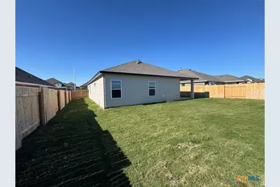 3725 Pin Oak Hills, Seguin, TX 78155 - Photo 13