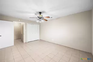 5523 King Richard St, San Antonio, TX 78229 - Photo 21