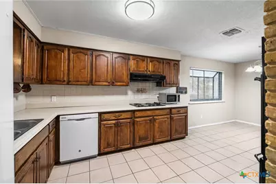 5523 King Richard Street, San Antonio, TX 78229 - Photo 9