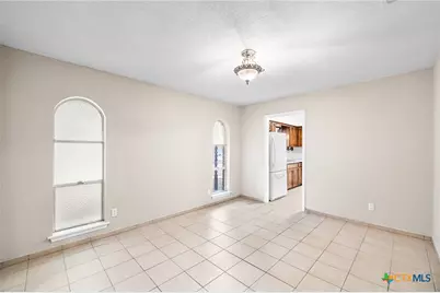 5523 King Richard Street, San Antonio, TX 78229 - Photo 7