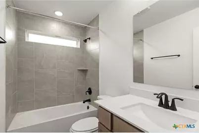 3717 Pin Oak Hills, Seguin, TX 78155 - Photo 19