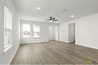 3717 Pin Oak Hills, Seguin, TX 78155 - Photo 5