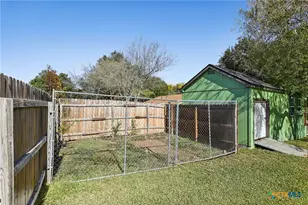 786 Renee St, Seguin, TX 78155 - Photo 37