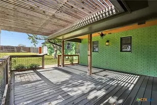 786 Renee St, Seguin, TX 78155 - Photo 29