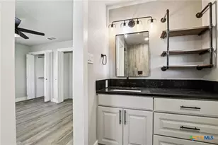 786 Renee St, Seguin, TX 78155 - Photo 21