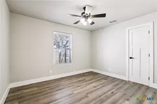 786 Renee St, Seguin, TX 78155 - Photo 25