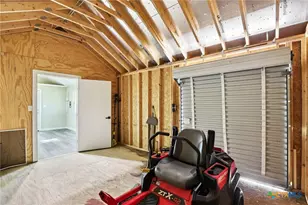 786 Renee St, Seguin, TX 78155 - Photo 35