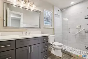 786 Renee St, Seguin, TX 78155 - Photo 25