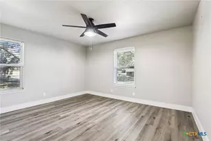 786 Renee St, Seguin, TX 78155 - Photo 23