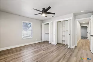 786 Renee St, Seguin, TX 78155 - Photo 17