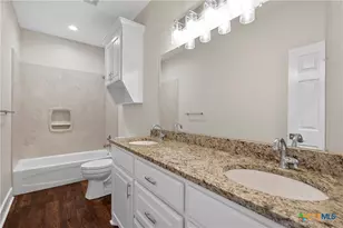 805 N Main St, McGregor, TX 76657 - Photo 17