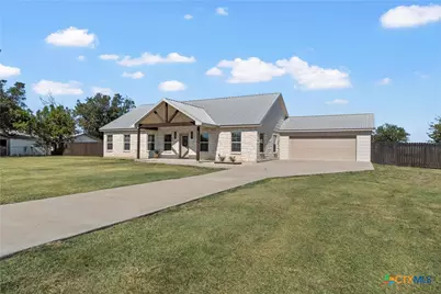 805 N Main Street, McGregor, TX 76657 - Photo 1