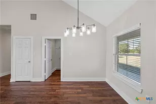 805 N Main St, McGregor, TX 76657 - Photo 25