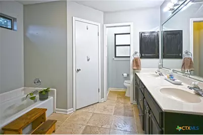 240 Oak Court, New Braunfels, TX 78132 - Photo 25