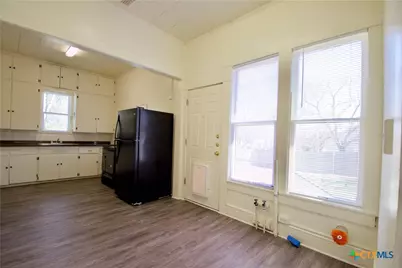 617 N 6th Street, Temple, TX 76501 - Photo 41