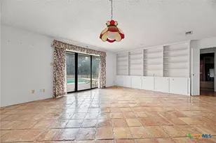 609 Rudeloff Rd, Seguin, TX 78155 - Photo 15