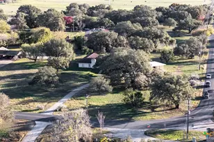 609 Rudeloff Rd, Seguin, TX 78155 - Photo 45