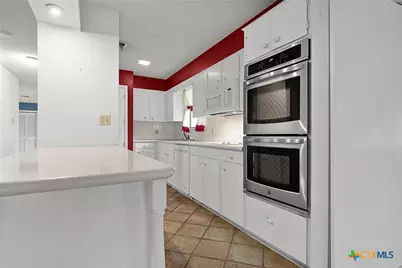 609 Rudeloff Road, Seguin, TX 78155 - Photo 21