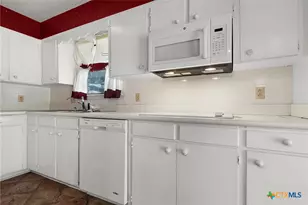 609 Rudeloff Rd, Seguin, TX 78155 - Photo 19