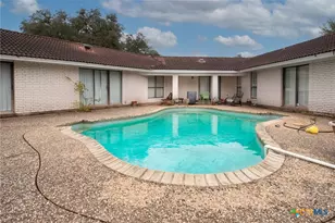 609 Rudeloff Rd, Seguin, TX 78155 - Photo 9