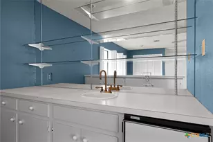 609 Rudeloff Rd, Seguin, TX 78155 - Photo 41