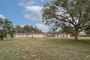 609 Rudeloff Rd, Seguin, TX 78155 - Photo 5