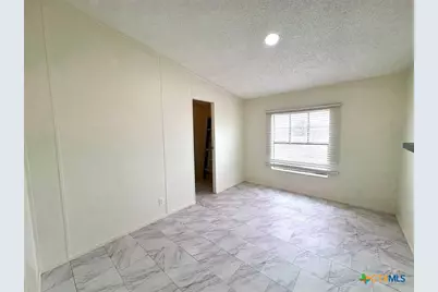 366 County Road 123, Buckholts, TX 76518 - Photo 17