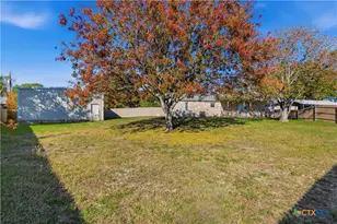 151 Hillside St, Seguin, TX 78155 - Photo 23