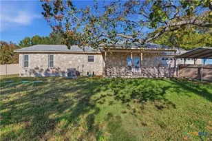 151 Hillside St, Seguin, TX 78155 - Photo 25