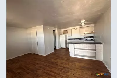 1706 N Interstate 35 #6, San Marcos, TX 78666 - Photo 7