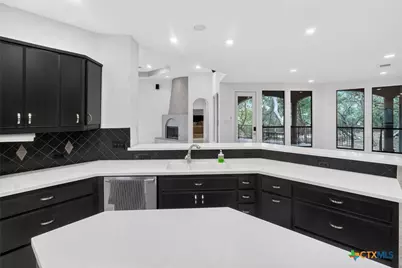 23204 Fossil Peak, San Antonio, TX 78261 - Photo 17