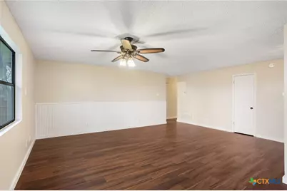 358 Lake Placid Drive, Seguin, TX 78155 - Photo 7