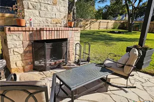 963 Benchmark Trail, Belton, TX 76513 - Photo 3