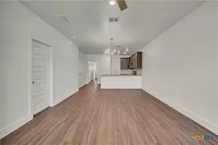 1006 College Ave, Troy, TX 76579 - Photo 5