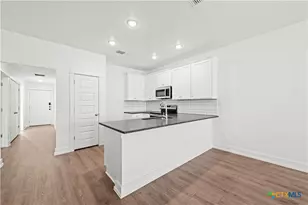 1006 College Ave, Troy, TX 76579 - Photo 7