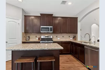 425 Timber Creek, Schertz, TX 78108 - Photo 13