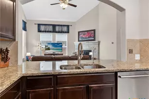 425 Timber Creek, Schertz, TX 78108 - Photo 15